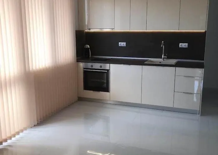 Blue Magenta 1 Apartment *