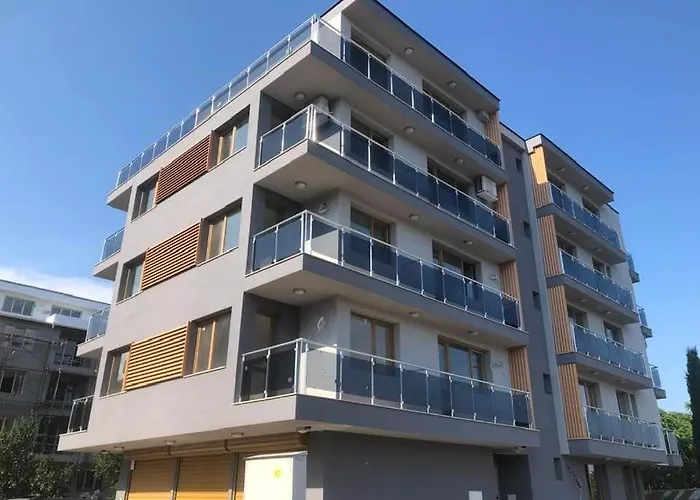 Apartment Blue Magenta 1 *